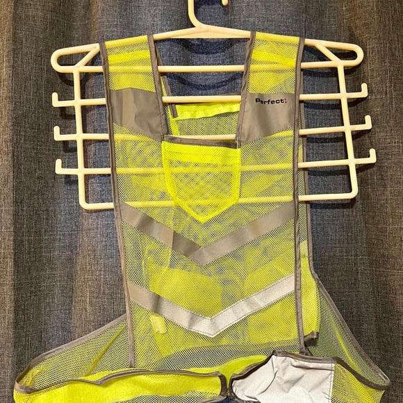 Accessories Child Size Safety Yellow Adjustable Vest With Pockets